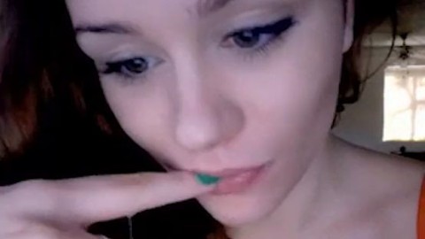 L0v3lyl1ttl3L cutest teen camgirl mouth fetish spitplay