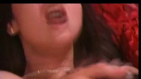 Hot Lesbian Make OUt