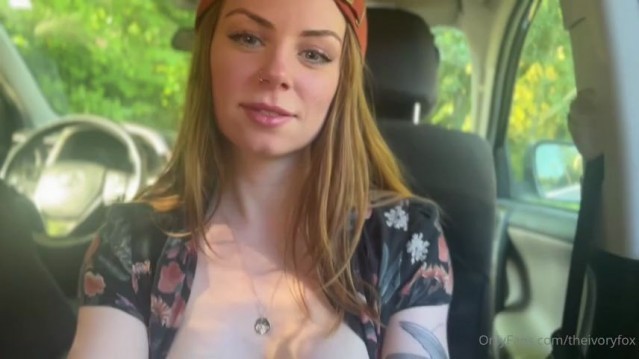 theivoryfox fucking the uber driver petite nude